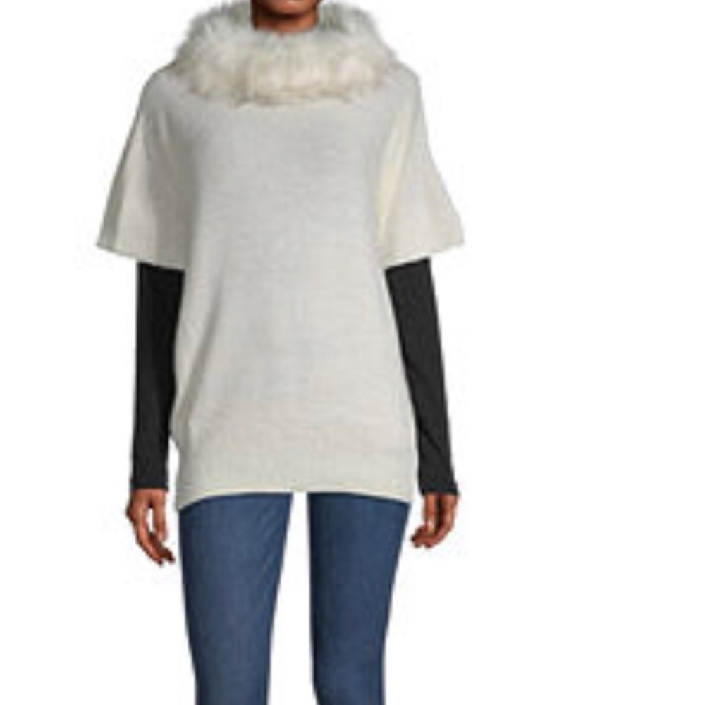 NWT Mixit Fur Collar Poncho